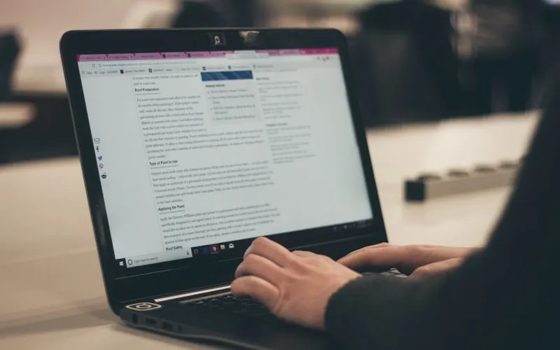 Cómo escribir contenido para tu web que posicione en Google - Waka Media Group