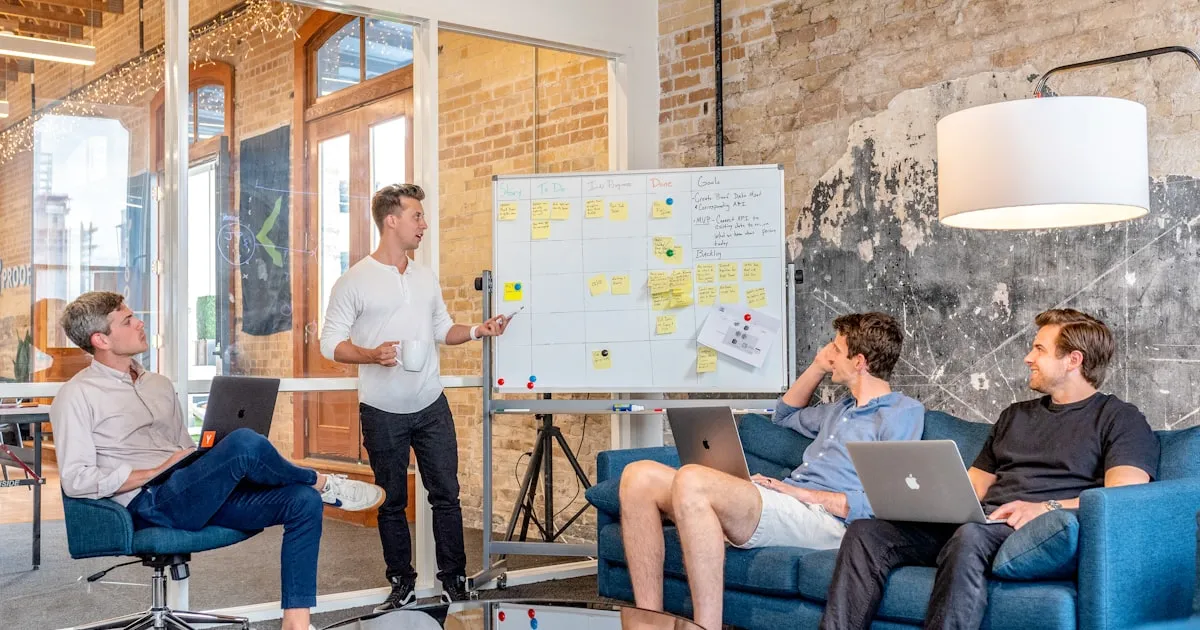 Cómo crear un plan de marketing digital paso a paso - Waka Media Group