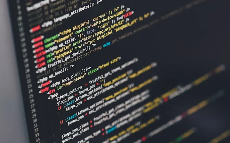 WordPress vs sitio web a medida: ¿cuál es mejor para tu negocio? - Waka Media Group